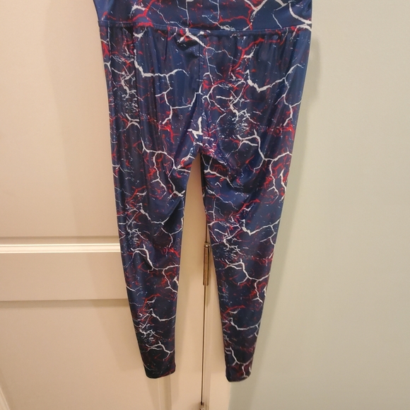 Patriot athletic pants great for game day or any time - Picture 2 of 3